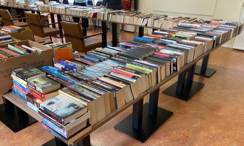 Boekenmarkt in De Tille